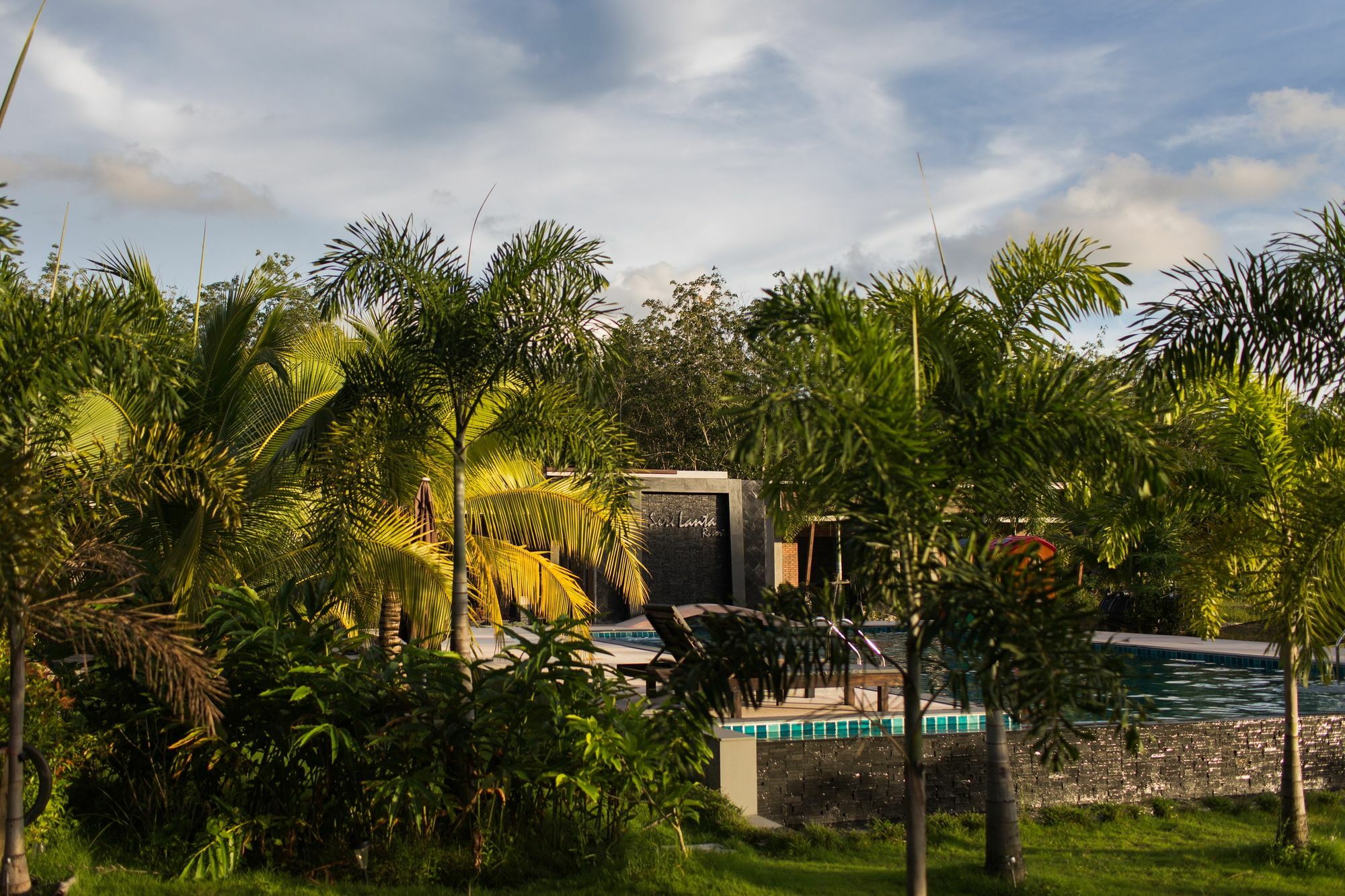 Siri Lanta Resort - SHA Extra Plus Ko Lanta Esterno foto